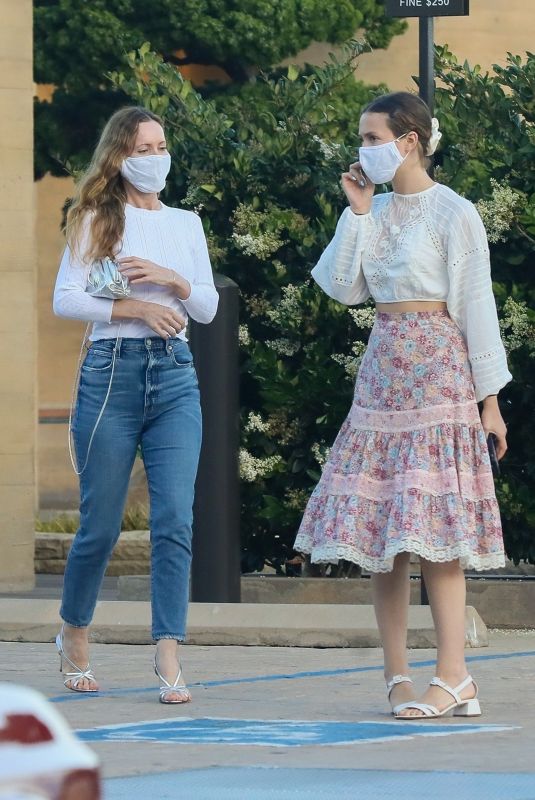 LESLIE MANN and MAUDE APATOW Out for Dinner at Nobu in Malibu 06/17/2020