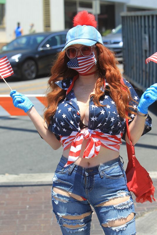 PHOEBE PRICE at Black Lives Matter Protest in West Hollywood 06/03/2020