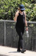 Pregnant KATHERINE CHWARZENEGGER Out and About in Santa Monica 06/20/2020