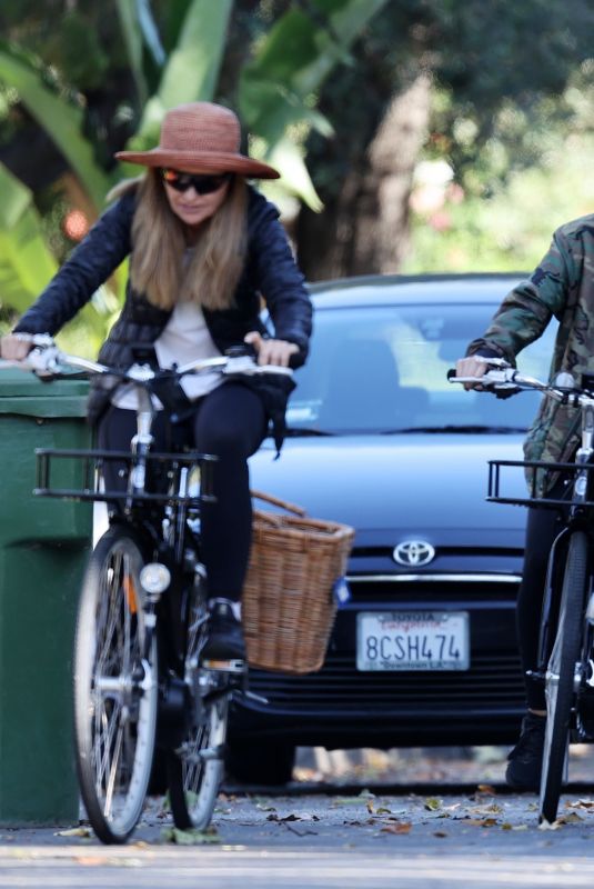 Pregnant KATHERINE SCHWARZENEGGER and MARIA SHRIVER Out Riding Bikes in Los Angeles 06/13/2020