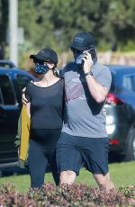 Pregnant KATHERINE SCHWARZENEGGER Out in Santa Monica 06/01/2020