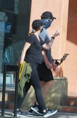 Pregnant KATHERINE SCHWARZENEGGER Out in Santa Monica 06/01/2020