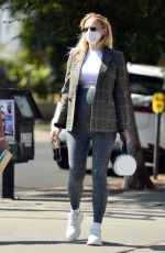Pregnant SOPHIE TURNER and Joe Jonas Out in Los Angeles 06/17/2020