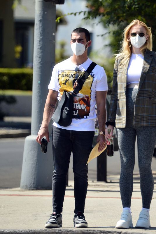 Pregnant SOPHIE TURNER and Joe Jonas Out in Los Angeles 06/17/2020