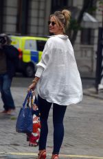 Pregnant VOGUE WILLIAMS Arrives at Global Studios in London 06/21/2020