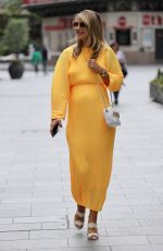 Pregnant VOGUE WILLIAMS Leaves Global Radio in London 06/19/2020