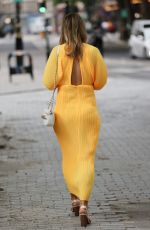 Pregnant VOGUE WILLIAMS Leaves Global Radio in London 06/19/2020
