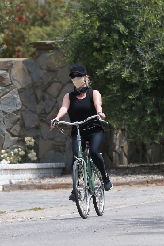 REESE WITHERSPOON Out Riding a Bike in Malibu 06/12/2020