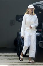ROSIE HUNTINGTON-WHITELEY Arrives at Her Home in Beverly Hills 06/04/2020