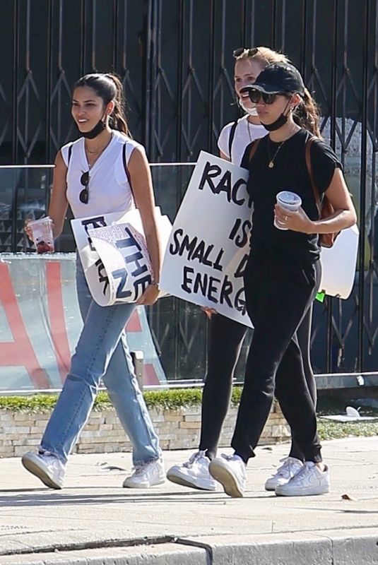 SARA SAMPIAO and JULIANA HERZ Heading to Protest in Los Angeles 06/06/2020