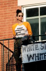 SARAH SILVERMAN Claps for Health Care Works in New York 06/09/2020