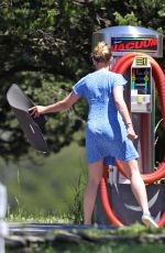 SCARLETT JOHANSSON Cleaning Her Car Out in New York 06/08/2020