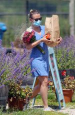 SCARLETT JOHANSSON Shopping at Farmer