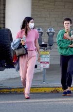 TALLULAH and SCOUT WILLIS Out for Dinner in Los Angeles 06/16/2020