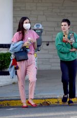 TALLULAH and SCOUT WILLIS Out for Dinner in Los Angeles 06/16/2020