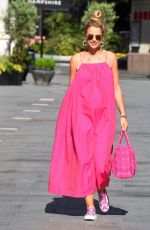 VOGUE WILLIAMS Leaves Heart Radio in London 06/14/2020