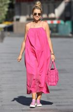 VOGUE WILLIAMS Leaves Heart Radio in London 06/14/2020