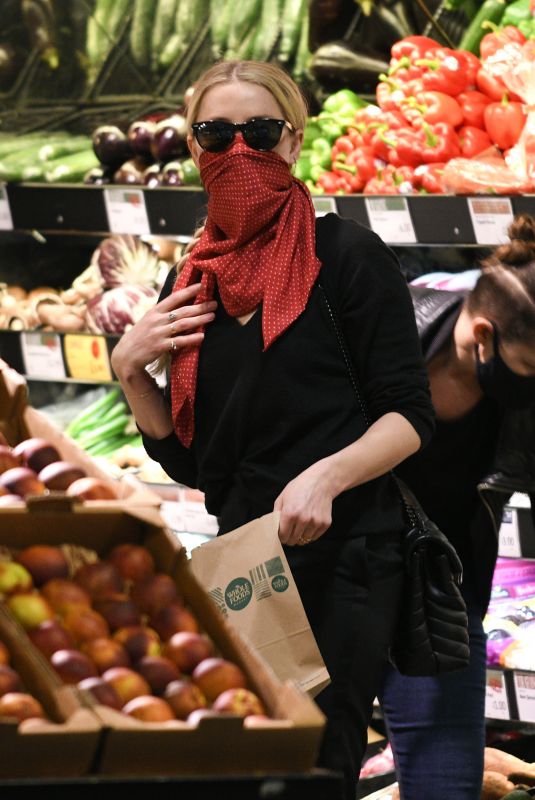 AMBER HEARD Out Shopping in London 07/29/2020