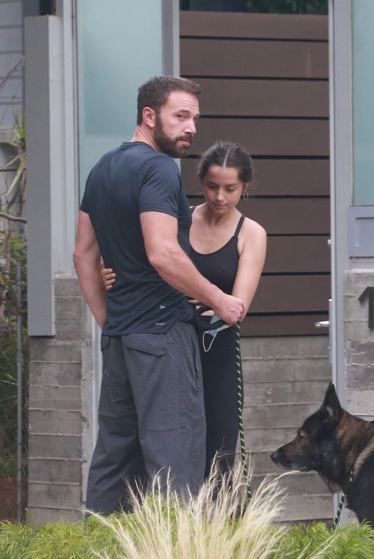 ANA DE ARMAS and BEN AFFLECK Out and About in Venice Beach 07/02/2020