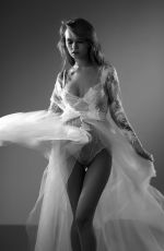 ANASTASIYA SCHLEGOVA - Black and White Photshoot, 2020
