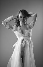 ANASTASIYA SCHLEGOVA - Black and White Photshoot, 2020