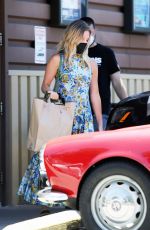 ANNABELLE WALLIS and Chris Pine Shopping at Lassens Natural Foods in Los Angeles 07/07/2020