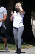 ARIEL WINTER Delivering a Box of Liquor to Her Friends in Hollywood 07/21/2020