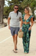 BILLIA FAIERS Out on O Beach in Ibiza 07/14/2020