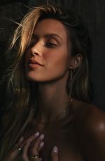 CASEY JAMES for Love Isabelle Jewellery 2020