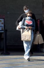 CHARLI XCX Shopping at Gelson