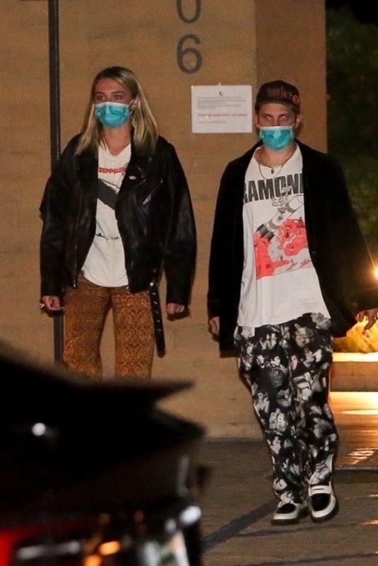 CHARLOTTE LAWRENCE and Andrew Watt Out for Dinner 07/03/2020