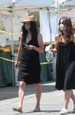 COURTENEY COX Shopping at Farmers Market in Los Angeles 07/12/2020