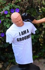 COURTNEY STODDEN Takes Shots at Her Ex Punching Shirt in Beverly Hills 07/07/2020