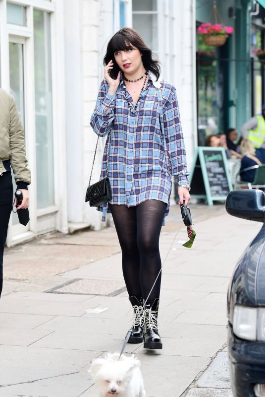 DAISY LOWE Out with Her Dog in Primrose Hill 07/09/2020