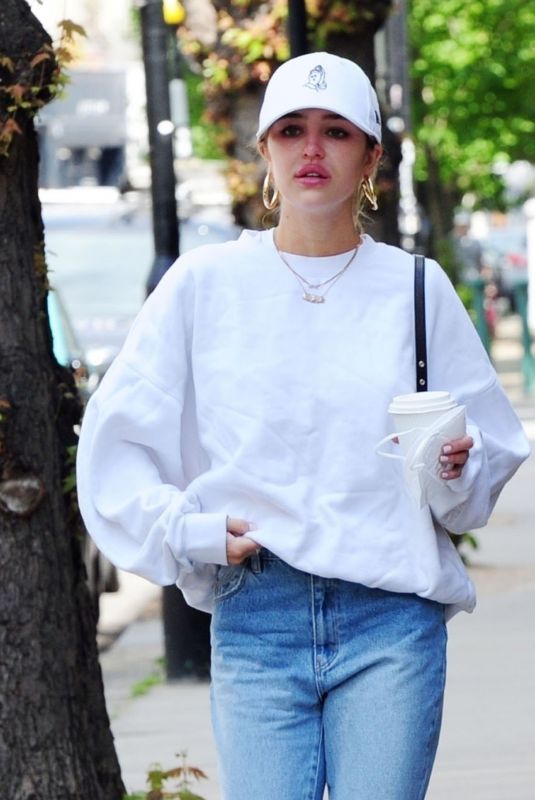 DELILAH HAMLIN at a Skin & Beauty Medical Spa in Notting Hill 07/16/2020