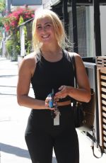 EMMA SLATER Workout at F45 in Studio Ciity 07/08/2020
