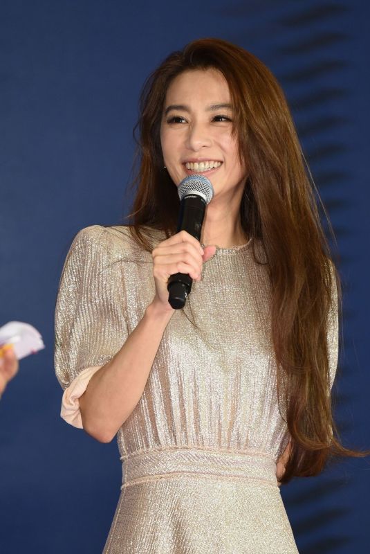 HEBE TIEN at a Press Conference for Coming Live Concert Tour Promotion in Taipei 07/01/2020