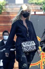 HEIDI KLUM and Tom Kaulitz Shopping at Maxfield 07/22/2020