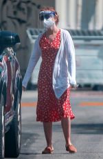 ISLA FISHET Out and About in Los Angeles 06/30/2020