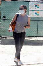 JENNIFER GARNER Checks Out Progress on Her New House in Brentwood 07/16/2020