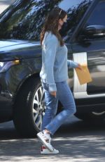 JENNIFER GARNER Leaves Her Home in Brentwood 07/17/2020