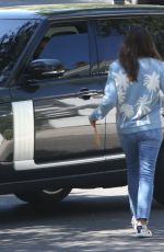 JENNIFER GARNER Leaves Her Home in Brentwood 07/17/2020