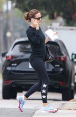 JENNIFER GARNER Out and About in Los Angeles 07/12/2020