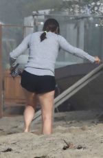 JENNIFER GARNER Out at a Beach in Malibu 07/15/2020