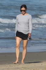 JENNIFER GARNER Out at a Beach in Malibu 07/15/2020