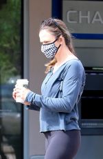 JENNIFER GARNER Out for Morning Coffee in Malibu 07/10/2020