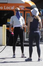 JENNIFER GARNER Wearing a Mask Out in Pacific Palisades 07/18/2020