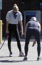 JENNIFER GARNER Wearing a Mask Out in Pacific Palisades 07/18/2020