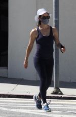 JENNIFER GARNER Wearing a Mask Out in Pacific Palisades 07/18/2020
