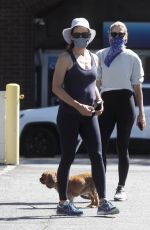 JENNIFER GARNER Wearing a Mask Out in Pacific Palisades 07/18/2020
